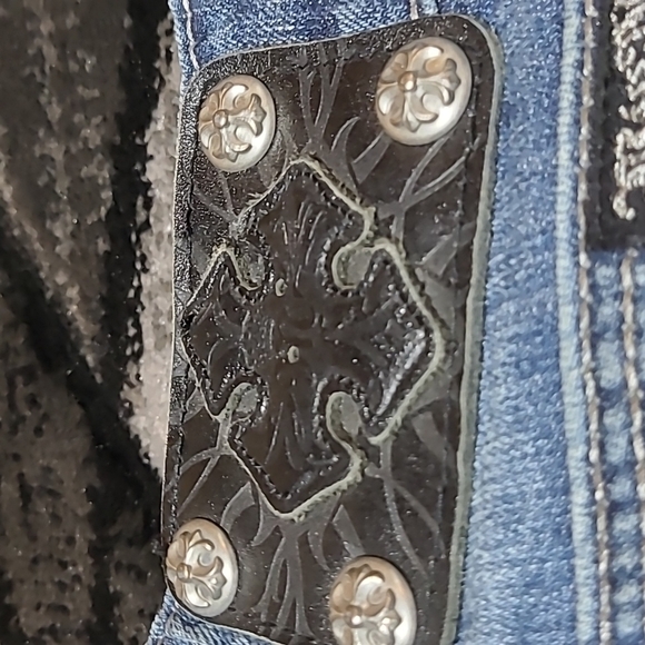 MISS ME ZEBRA PRINT FLEUR DE LIS RHINESTONES BOOT-CUT DENIM JEAN - Picture 3 of 16